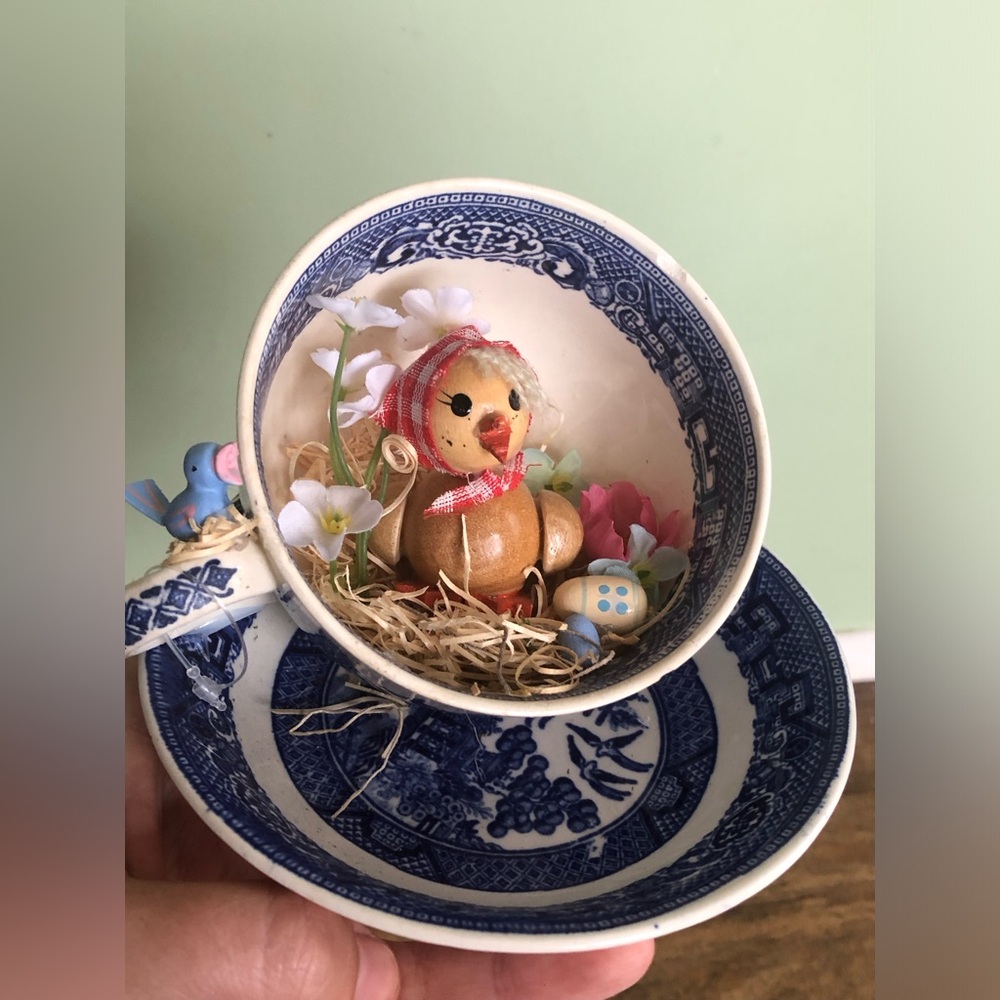 Folk Art Chicken Hen On The Nest In Homer Laughlin Cup Saucer, Cottage Shabby